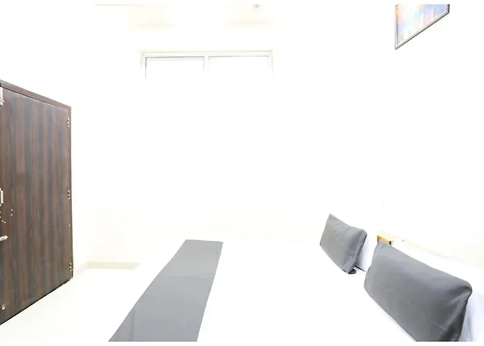 Hotel Superior Dev Villa Near City Park Jaipur